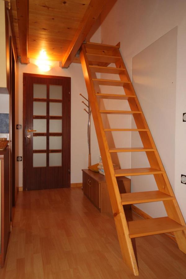 With A Parking Space Manjadvorci, Marcana - 7445 Appartement