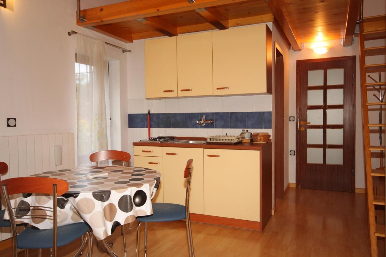 With A Parking Space Manjadvorci, Marcana - 7445 Apartment Barban
